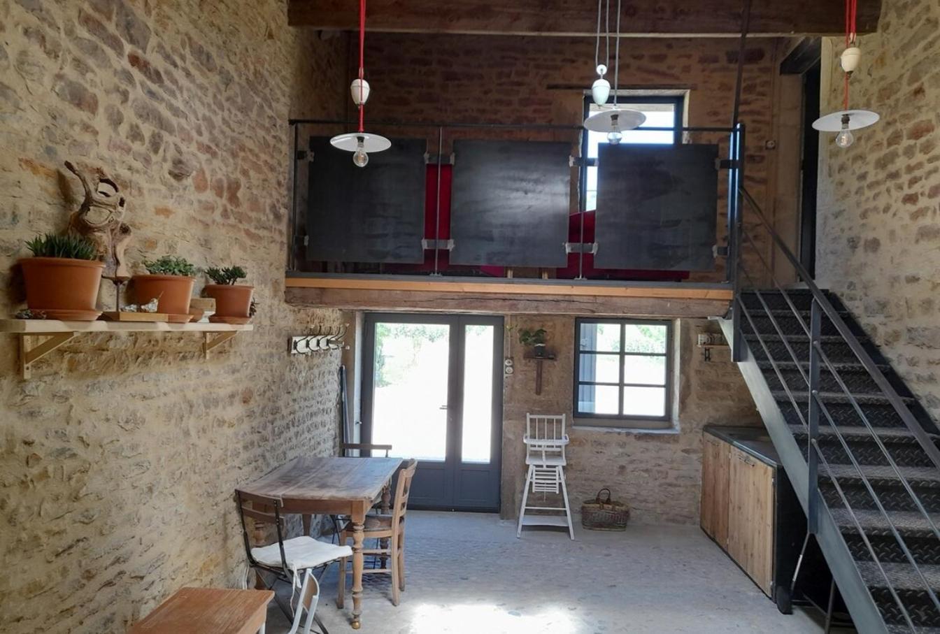 Ferienhaus At The End Of The World -bussires Burgundy